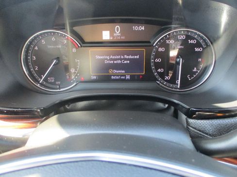 Used 2021 Cadillac XT5 Premium Luxury image 12