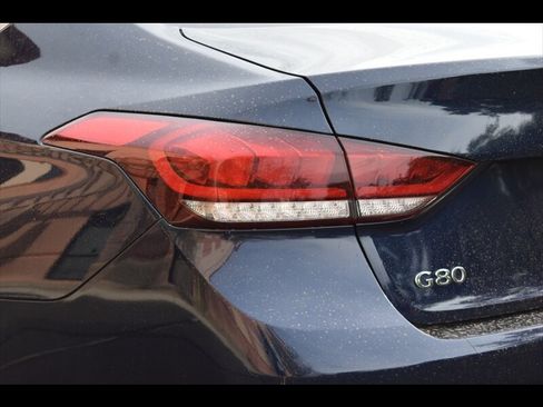 Used 2019 Genesis G80 3.8 RWD image 44