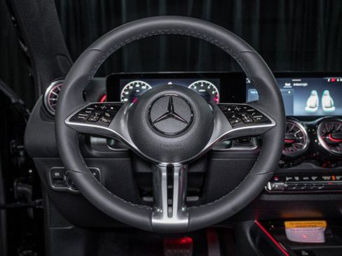 Certified 2026 Mercedes-Benz GLB 250 image 21