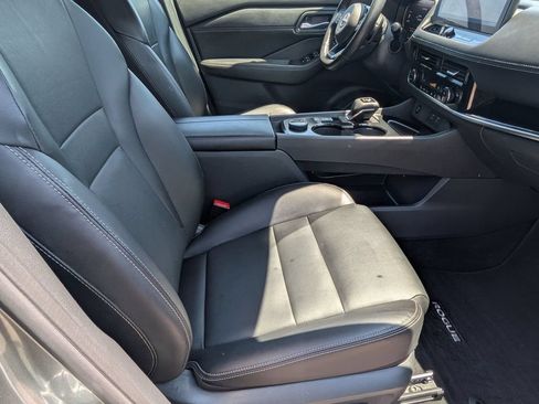 Certified 2024 Nissan Rogue SL AWD/4WD image 29