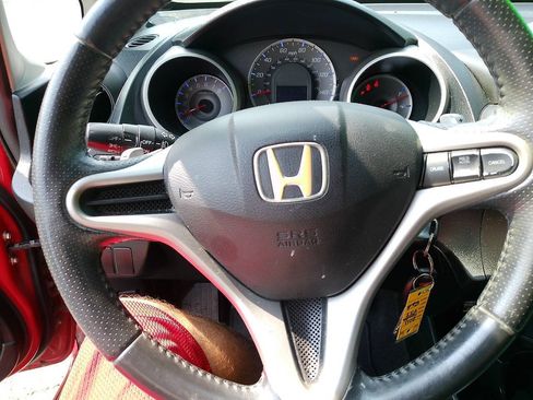 Used 2011 Honda Fit Sport image 29