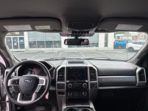 Used 2020 Ford F250 Lariat w/ Chrome Package AWD/4WD image 18