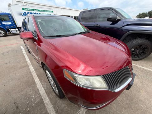 Used 2014 Lincoln MKT AWD w/ Equipment Group 201A image 4