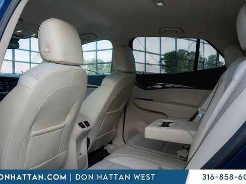 Used 2023 Buick Envision Preferred FWD image 20