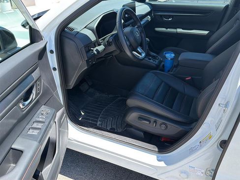 Used 2025 Honda CR-V Sport-L image 4