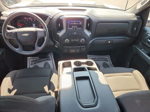 Used 2025 Chevrolet Silverado 2500 W/T AWD/4WD image 24