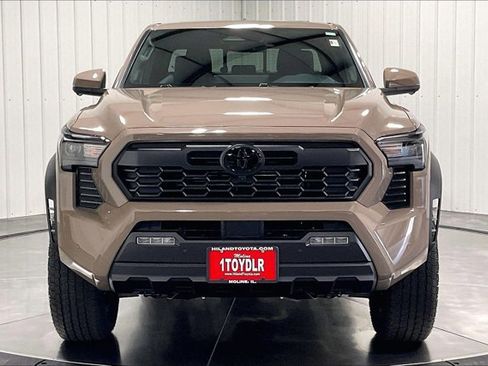 New 2026 Toyota Tacoma TRD Off-Road AWD/4WD image 15