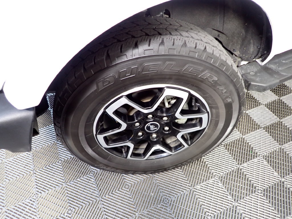 Used 2024 Ford Bronco Outer Banks AWD/4WD image 40