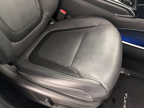 Used 2023 Hyundai Tucson Limited image 31