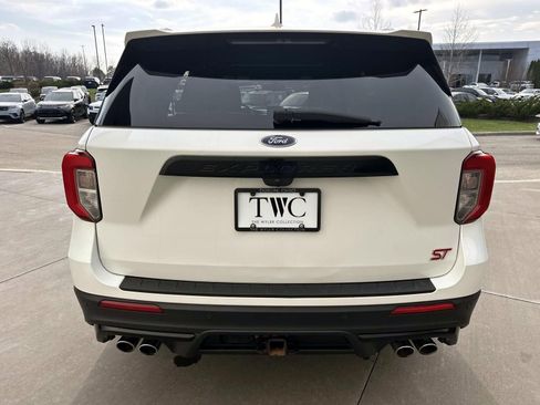 Used 2020 Ford Explorer ST w/ ST High-Performance Pack image 6