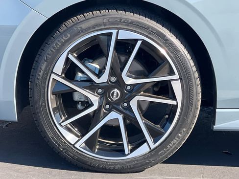 Used 2024 Nissan Sentra SR image 27