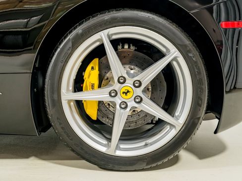 Used 2010 Ferrari 458 Italia Coupe RWD image 13