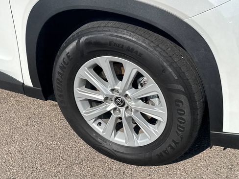 Used 2024 Toyota Grand Highlander AWD image 56