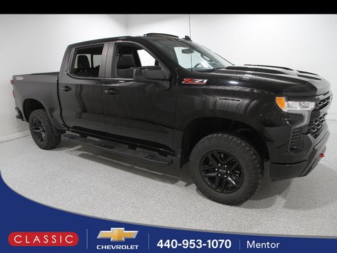Used 2022 Chevrolet Silverado 1500 LT Trail Boss w/ Convenience Package II image 1