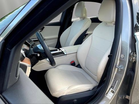 Certified 2023 Mercedes-Benz C 300 Sedan image 23