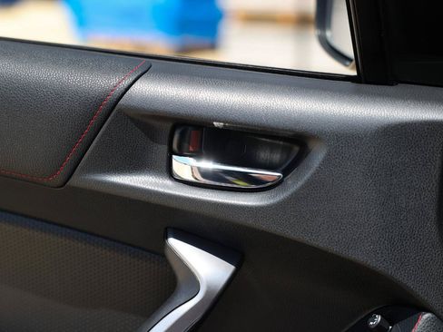 Used 2015 Scion FR-S RWD image 40