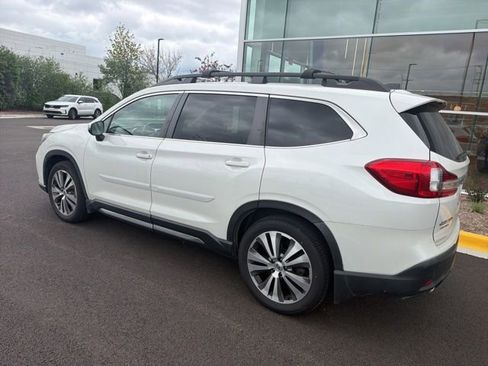 Used 2019 Subaru Ascent Limited AWD/4WD image 18