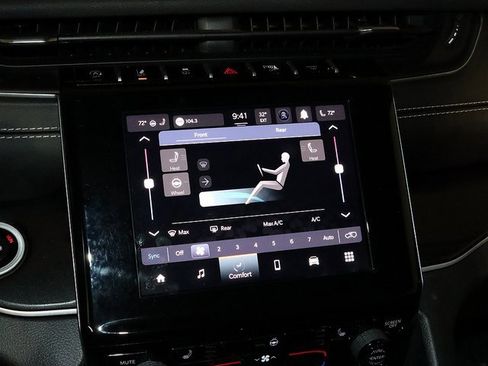 Used 2022 Jeep Grand Cherokee L Laredo w/ Luxury Tech Group I image 20