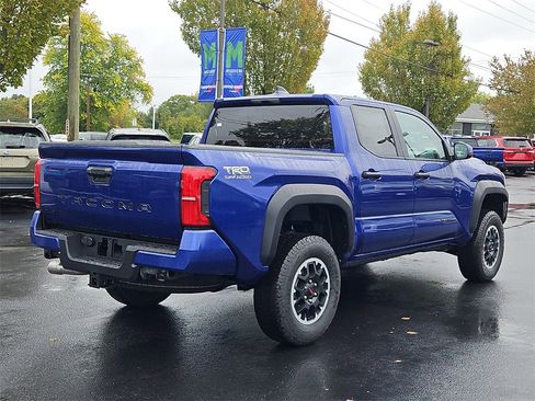 New 2025 Toyota Tacoma TRD Off-Road image 2