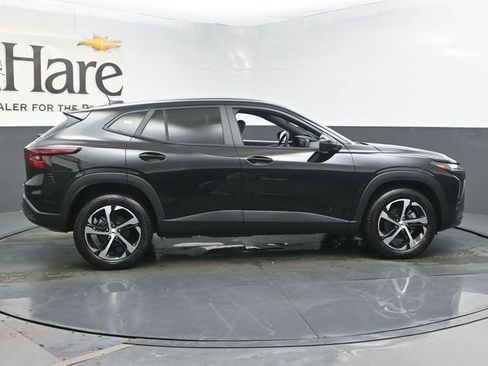 New 2026 Chevrolet Trax RS w/ Sunroof Package FWD image 15