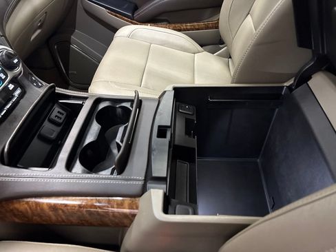 Used 2017 Chevrolet Tahoe Premier AWD/4WD image 17