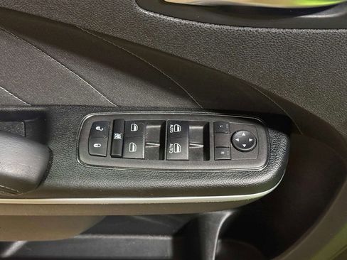 Used 2023 Dodge Charger Scat Pack w/ Technology Group RWD image 7