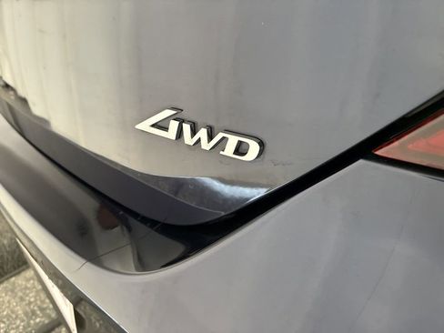 Used 2023 Genesis G70 2.0T w/ Sport Prestige Package image 29