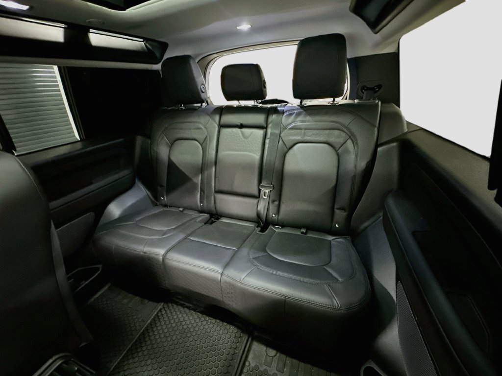 Used 2024 Land Rover Defender 90 S AWD/4WD image 25