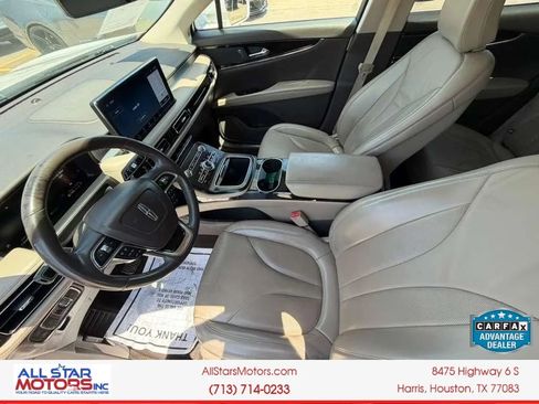 Used 2021 Lincoln Nautilus FWD w/ Equipment Group 101A image 20