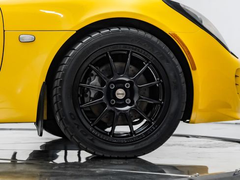 Used 2005 Lotus Elise RWD image 86