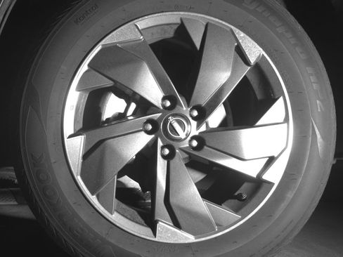 Used 2025 Nissan Rogue SV image 12