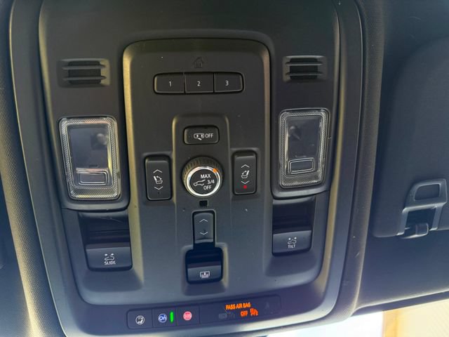Used 2021 GMC Yukon Denali AWD/4WD image 16