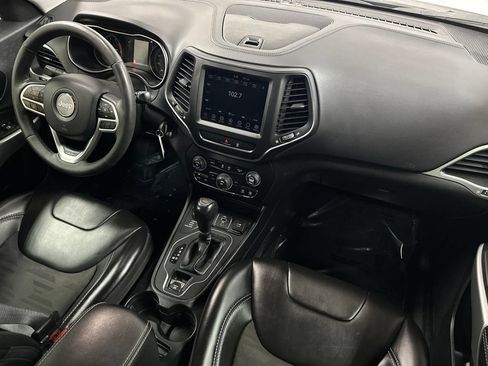 Used 2022 Jeep Cherokee Latitude AWD/4WD image 11