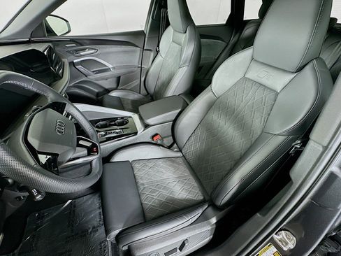 Used 2025 Audi SQ5 Premium Plus w/ Premium Plus Package AWD/4WD image 18