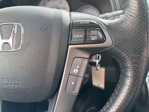 Used 2015 Honda Pilot Touring image 16