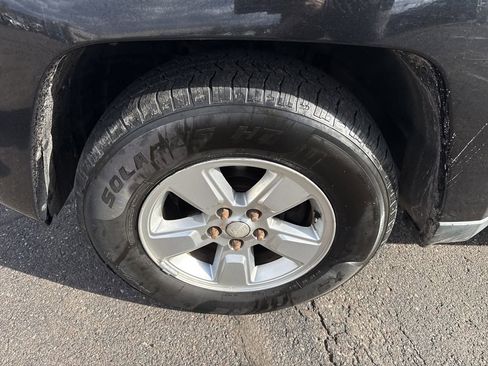 Used 2012 Jeep Liberty Sport AWD/4WD image 10
