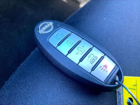 Used 2024 Nissan Altima 2.5 SV image 15