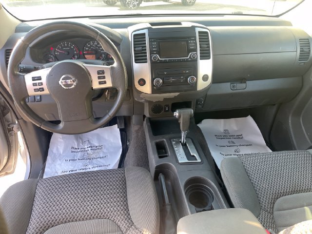 Used 2017 Nissan Frontier SV RWD image 13
