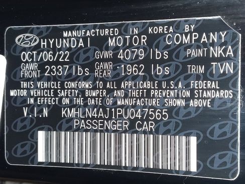 Used 2023 Hyundai Elantra Limited w/ Cargo Package image 33