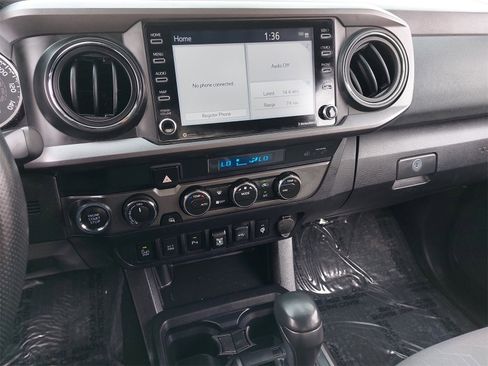 Used 2021 Toyota Tacoma TRD Off-Road image 19