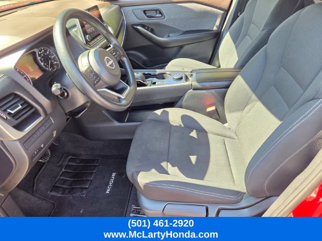Used 2023 Nissan Rogue S AWD/4WD image 9
