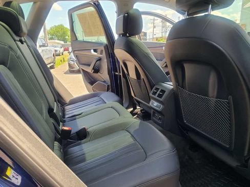 Used 2023 Audi Q5 2.0T Premium w/ Convenience Package AWD/4WD image 21