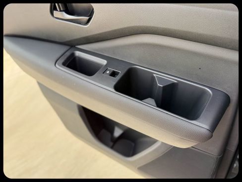 Used 2025 Nissan Pathfinder Rock Creek image 37