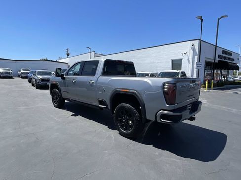 New 2026 GMC Sierra 2500 AT4 w/ AT4 Premium Plus Package AWD/4WD image 7