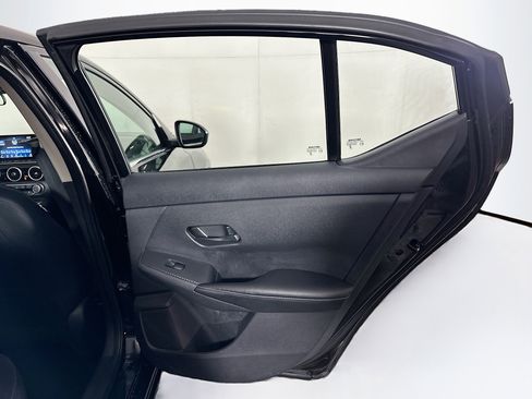 Used 2024 Nissan Sentra SV image 27