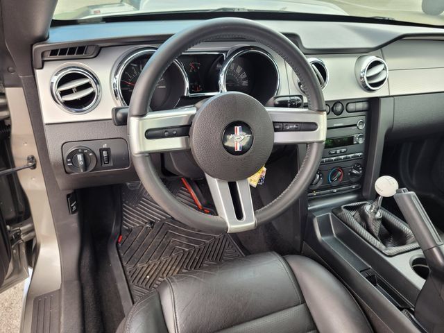 Used 2008 Ford Mustang GT Premium RWD image 12