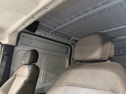 Used 2023 RAM ProMaster 2500 FWD image 21