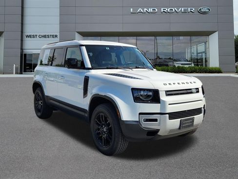 Certified 2025 Land Rover Defender 110 S AWD/4WD image 2