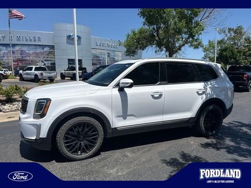 Used 2021 Kia Telluride S AWD/4WD image 1