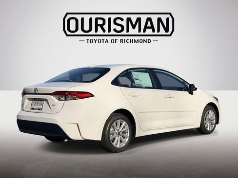 New 2026 Toyota Corolla LE image 19